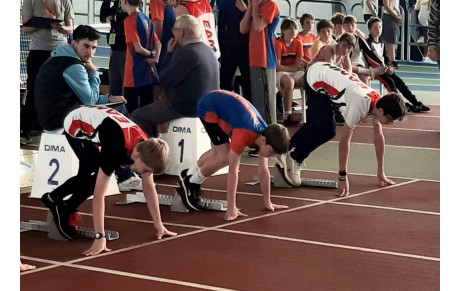 1er triathlon benjamins et minimes en salle